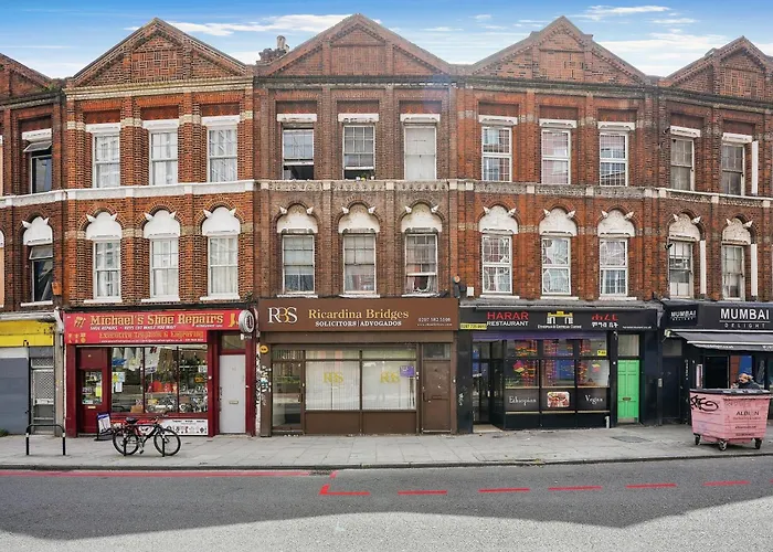Modern Comfy And Central 5 Star Location Doublebeds